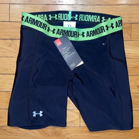 Brand New Under Armour Women’s Bike Shorts - Picture 1 of 5